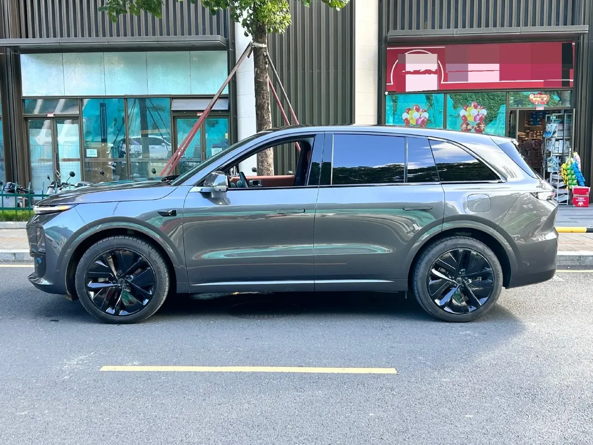 2024 Li L6 Range Extended 154HP L4 REEV 36.8KWH,autocango,china used car exporter,china ev exporter,chinese used car exporter,chinese used ev exporter