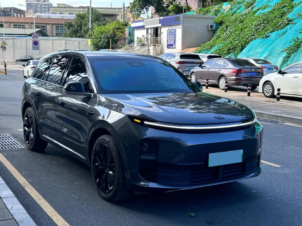 2024 Li L6 Range Extended 154HP L4 REEV 36.8KWH,autocango,china used car exporter,china ev exporter,chinese used car exporter,chinese used ev exporter