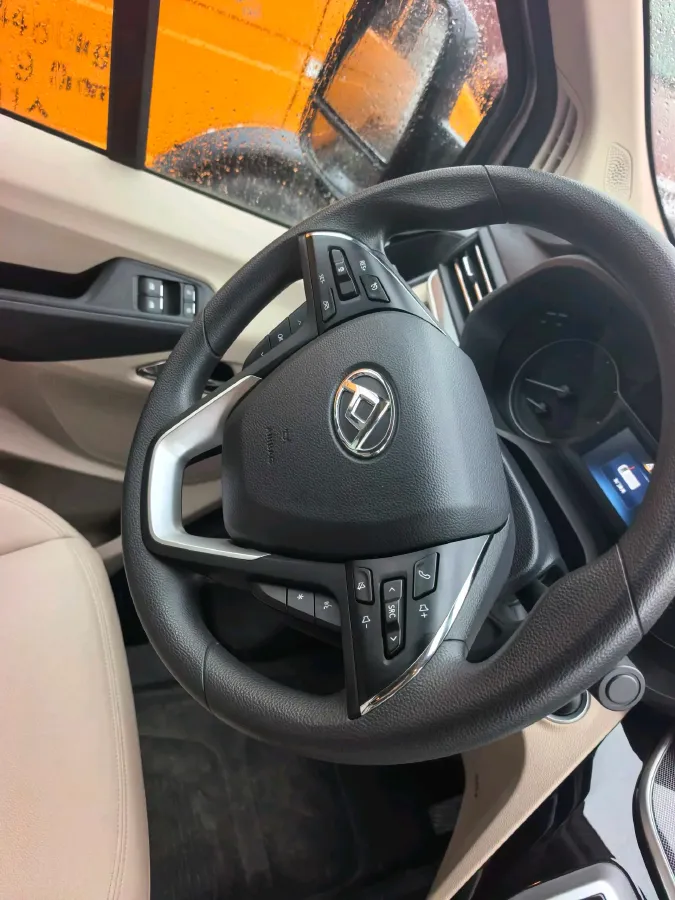 2019 MAXUS XinTu V90 2.0T 148HP L4 6AT,autocango,china used car exporter,china ev exporter,chinese used car exporter,chinese used ev exporter