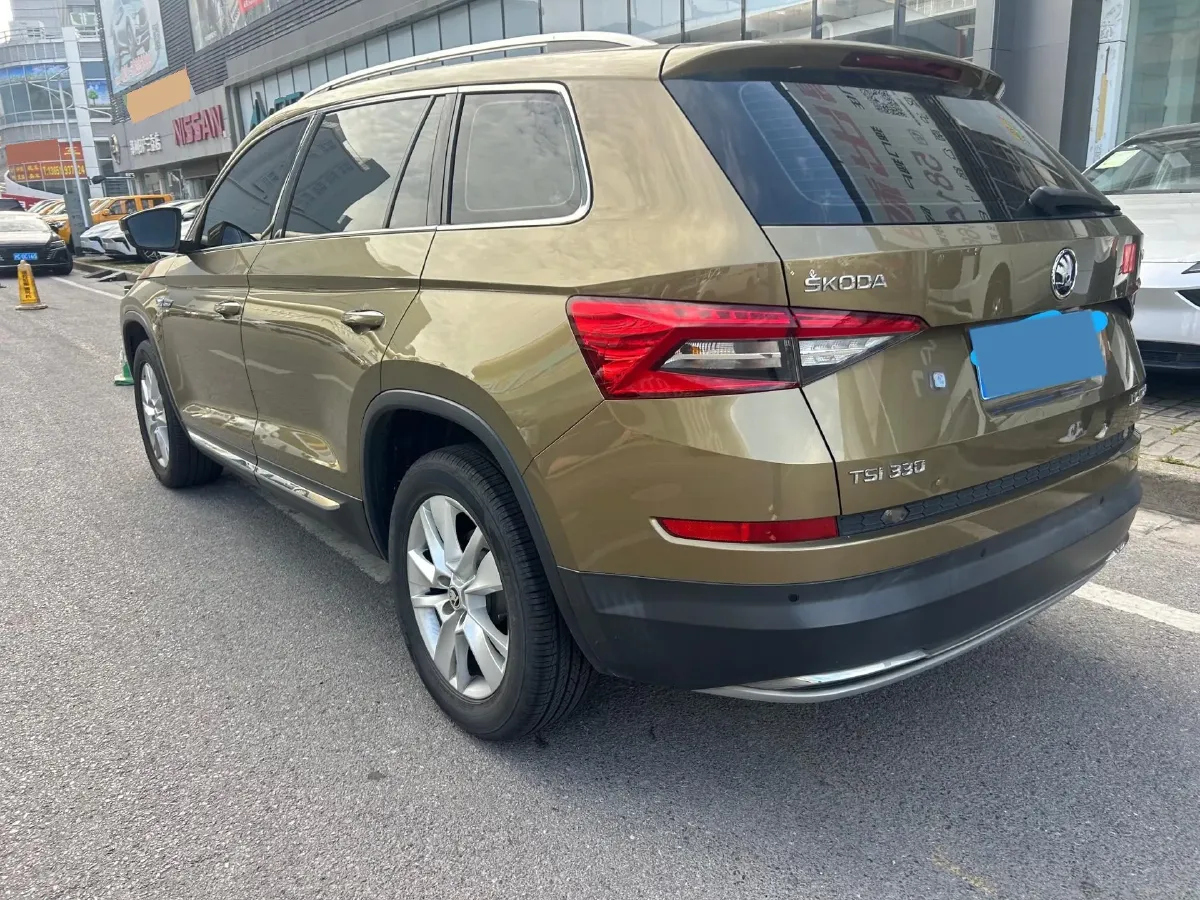 2018 Skoda Kodiak 2.0T 186HP L4 7DCT,autocango,china used car exporter,china ev exporter,chinese used car exporter,chinese used ev exporter