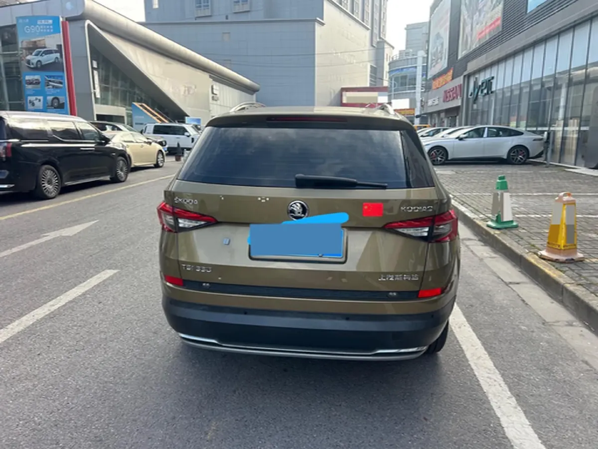 2018 Skoda Kodiak 2.0T 186HP L4 7DCT,autocango,china used car exporter,china ev exporter,chinese used car exporter,chinese used ev exporter