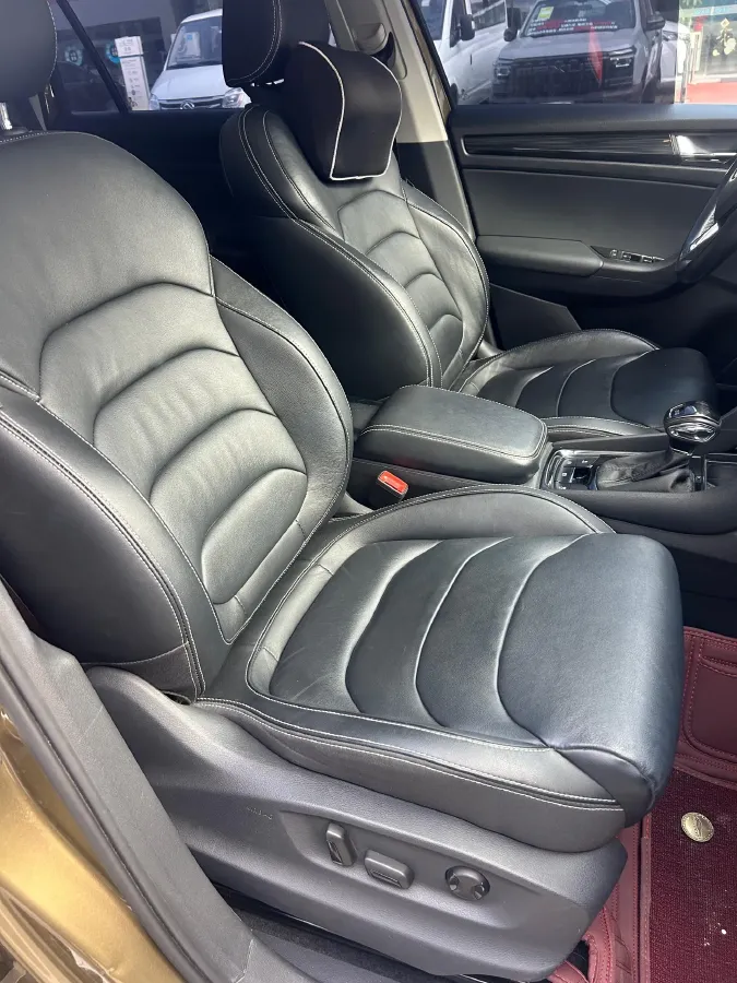 2018 Skoda Kodiak 2.0T 186HP L4 7DCT,autocango,china used car exporter,china ev exporter,chinese used car exporter,chinese used ev exporter