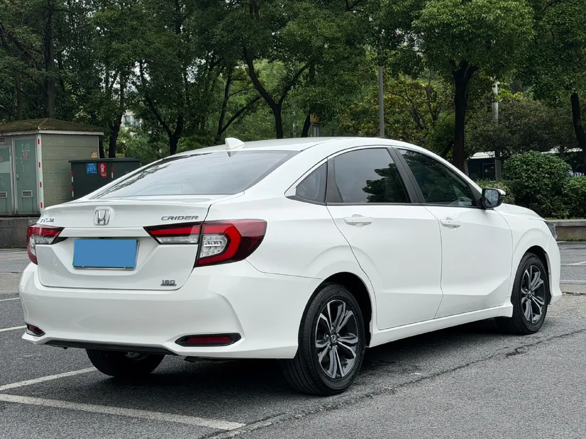 2024 ARCFOX αT5 BEV 79.2KWH,autocango,china used car exporter,china ev exporter,chinese used car exporter,chinese used ev exporter