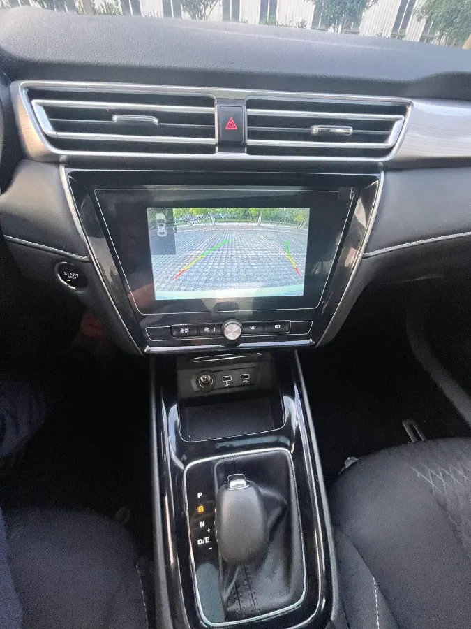 2019 Roewe i5 1.5L 120HP L4 CVT,autocango,china used car exporter,china ev exporter,chinese used car exporter,chinese used ev exporter