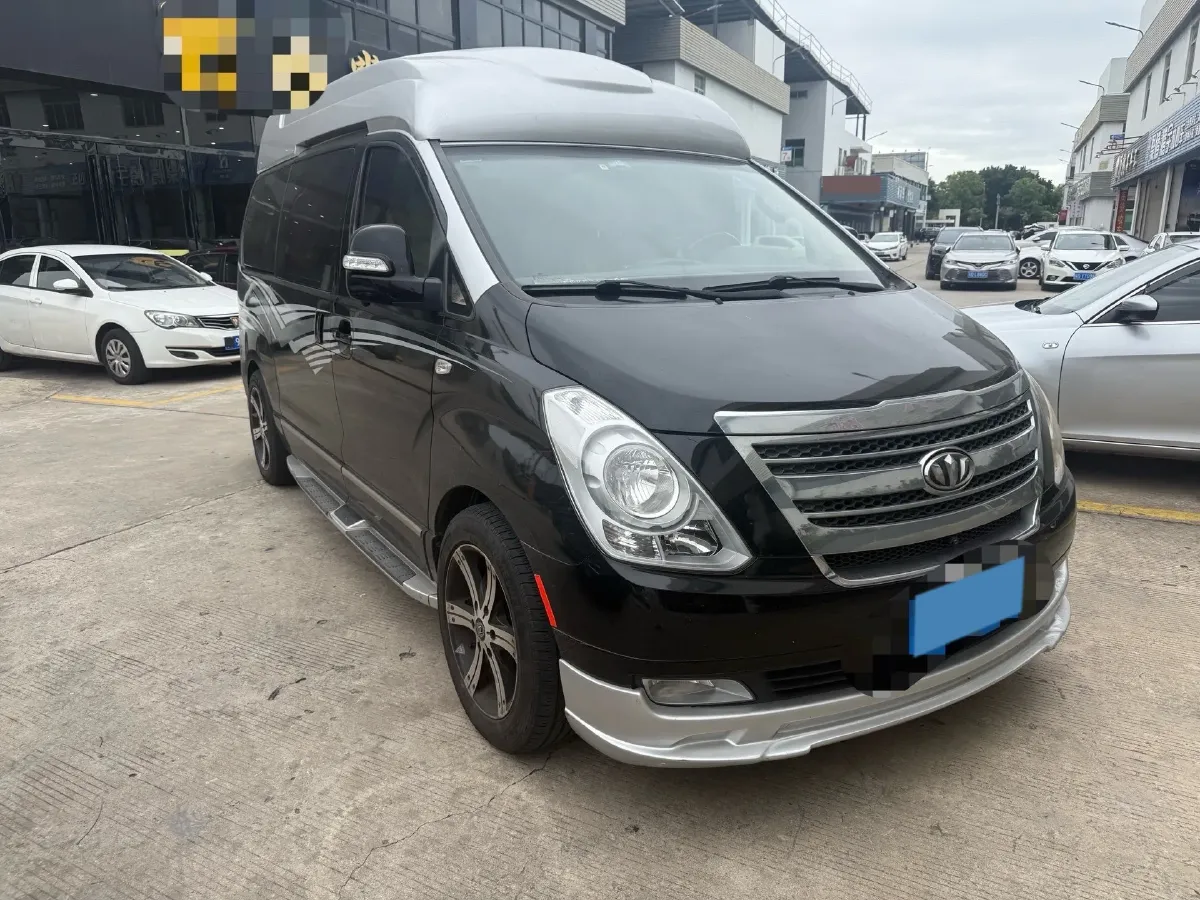 2011 Hyundai H-1 Wagon 2.4L 173HP L4 4AT,autocango,china used car exporter,china ev exporter,chinese used car exporter,chinese used ev exporter
