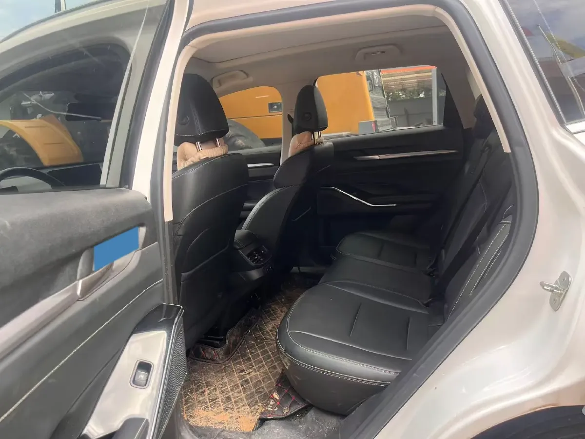 2021 Haval H6 1.5T 169HP L4 7DCT,autocango,china used car exporter,china ev exporter,chinese used car exporter,chinese used ev exporter