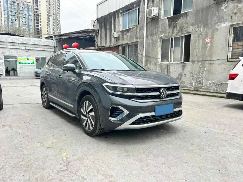 2022 Volkswagen Talagon 2.0T 220HP L4 7DCT,autocango,china used car exporter,china ev exporter,chinese used car exporter,chinese used ev exporter