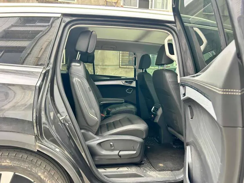 2022 Volkswagen Talagon 2.0T 220HP L4 7DCT,autocango,china used car exporter,china ev exporter,chinese used car exporter,chinese used ev exporter