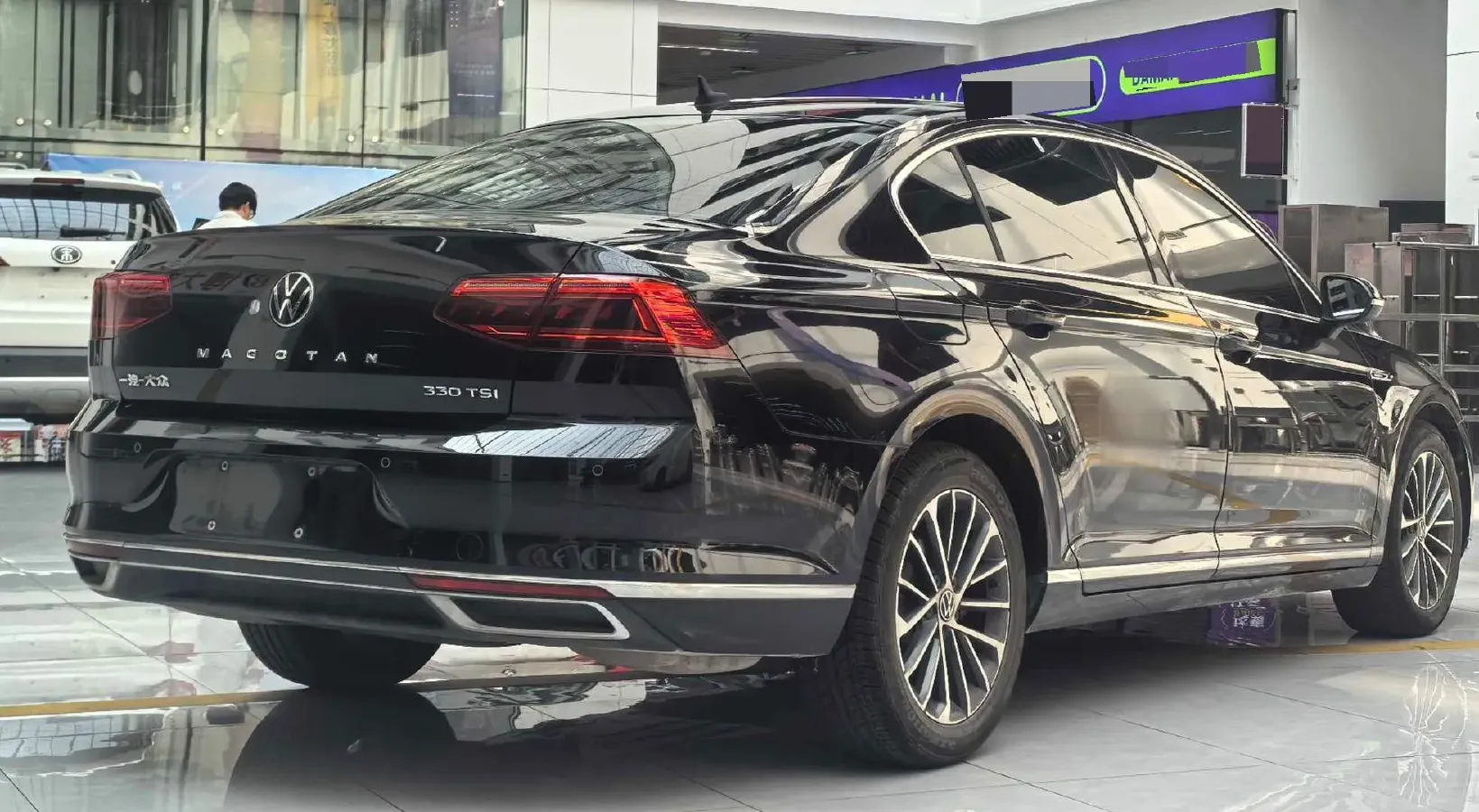 2020 Volkswagen Magotan 2.0T 186HP L4 7DCT,autocango,china used car exporter,china ev exporter,chinese used car exporter,chinese used ev exporter