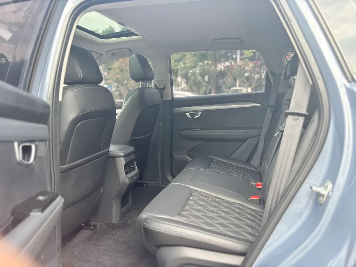 2022 WuLing XingChen 2.0L 136HP L4 1DHT Hybrid 1.8KWH,autocango,china used car exporter,china ev exporter,chinese used car exporter,chinese used ev exporter