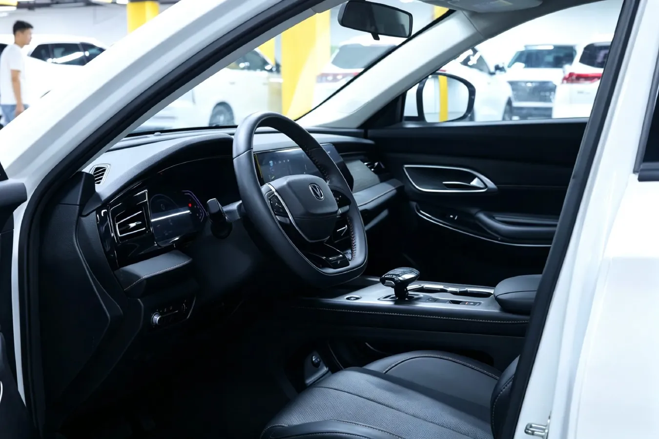 2024 ChangAn X7 PLUS 1.5T 188HP L4 7DCT,autocango,china used car exporter,china ev exporter,chinese used car exporter,chinese used ev exporter