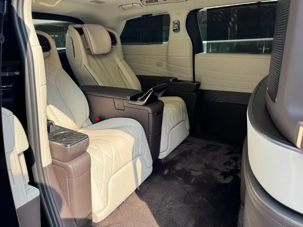 2024 Denza D9 1.5T 139HP L4 E-CVT PHEV 40KWH,autocango,china used car exporter,china ev exporter,chinese used car exporter,chinese used ev exporter