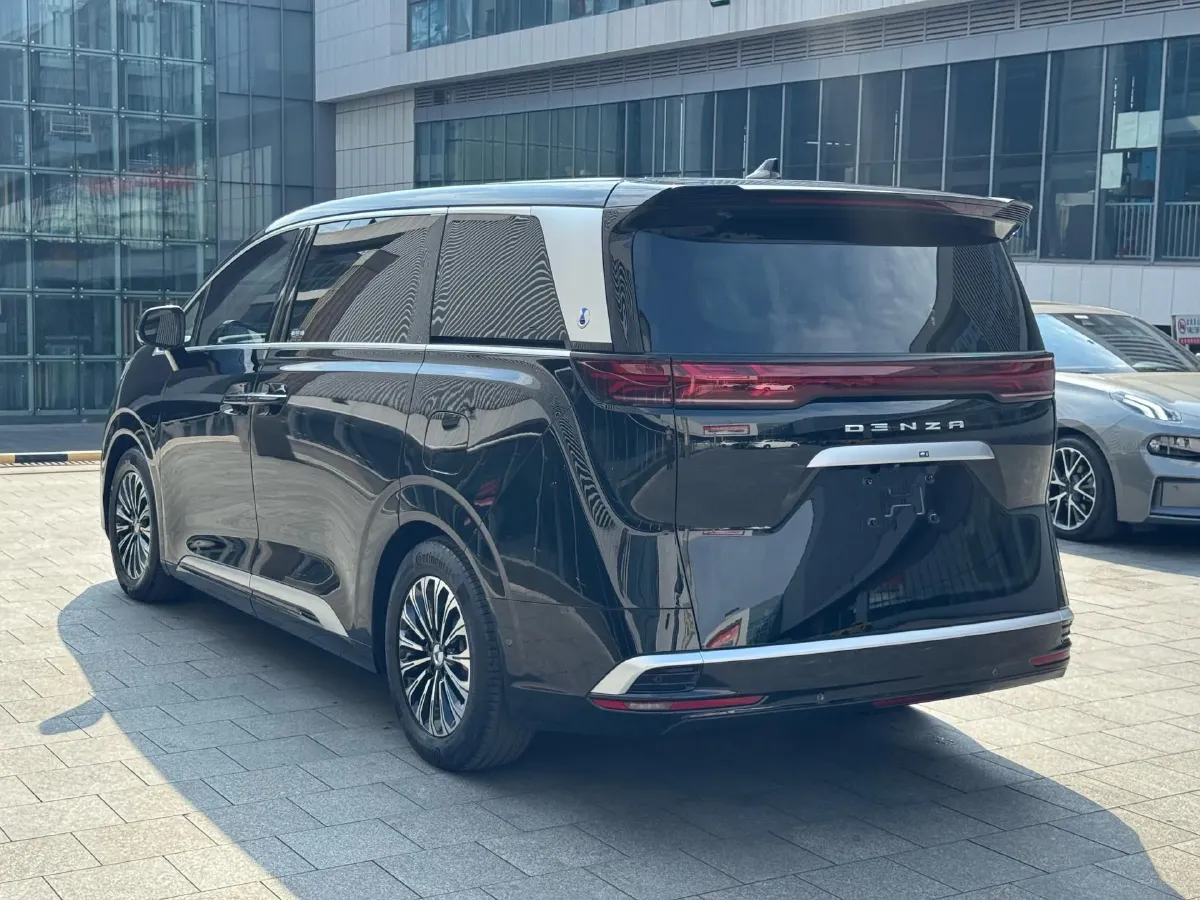 2024 Denza D9 1.5T 139HP L4 E-CVT PHEV 40KWH,autocango,china used car exporter,china ev exporter,chinese used car exporter,chinese used ev exporter
