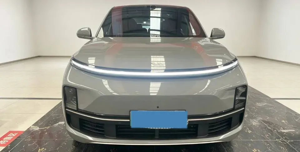 2025 Li L9 Range Extended 154HP REEV,autocango,china used car exporter,china ev exporter,chinese used car exporter,chinese used ev exporter