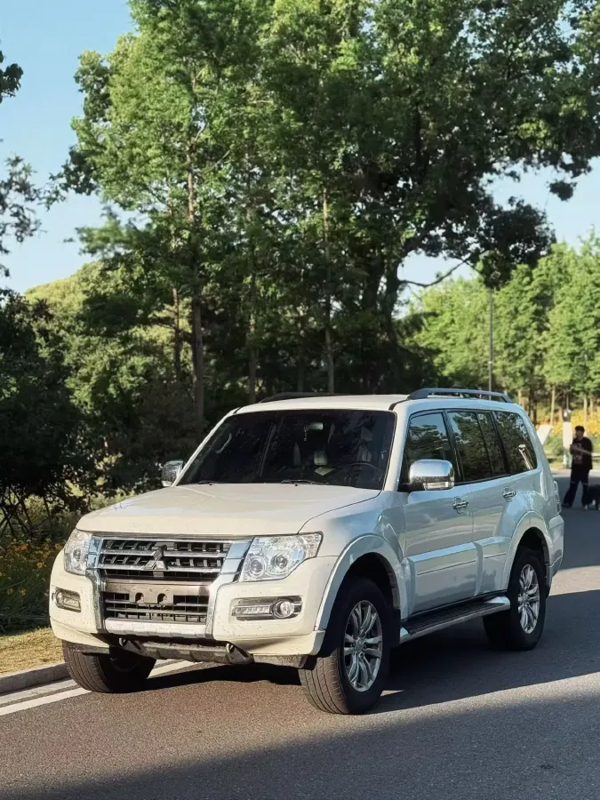 2017 Honda Jade 1.8L 141HP L4 5AT,autocango,china used car exporter,china ev exporter,chinese used car exporter,chinese used ev exporter