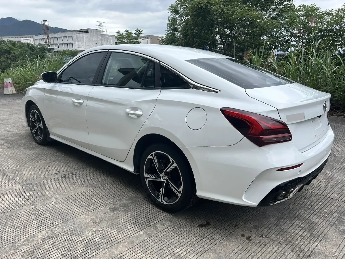 2022 MG 5 Scorpio 1.5T 181HP L4 7DCT,autocango,china used car exporter,china ev exporter,chinese used car exporter,chinese used ev exporter