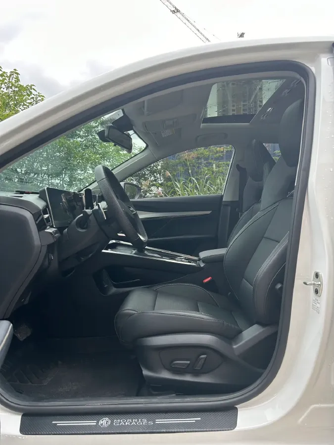 2022 MG 5 Scorpio 1.5T 181HP L4 7DCT,autocango,china used car exporter,china ev exporter,chinese used car exporter,chinese used ev exporter
