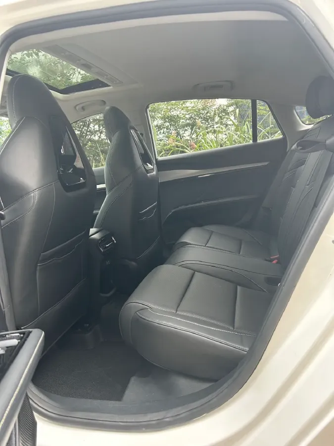 2022 MG 5 Scorpio 1.5T 181HP L4 7DCT,autocango,china used car exporter,china ev exporter,chinese used car exporter,chinese used ev exporter