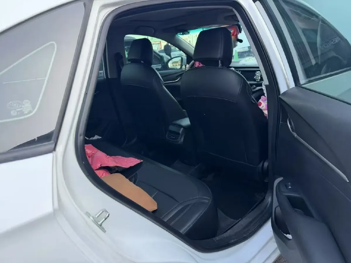 2021 Buick Excelle 1.5L 113HP L4 6AT,autocango,china used car exporter,china ev exporter,chinese used car exporter,chinese used ev exporter