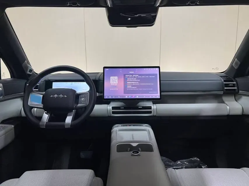 2025 FangChengBao Tai 7 1.5T 156HP L4 E-CVT PHEV,autocango,china used car exporter,china ev exporter,chinese used car exporter,chinese used ev exporter