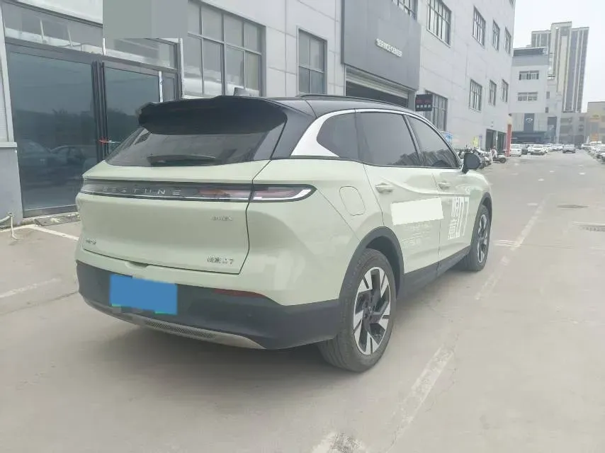 2025 Bestune YueYi 07 1.5T 150HP L4 1DHT PHEV,autocango,china used car exporter,china ev exporter,chinese used car exporter,chinese used ev exporter