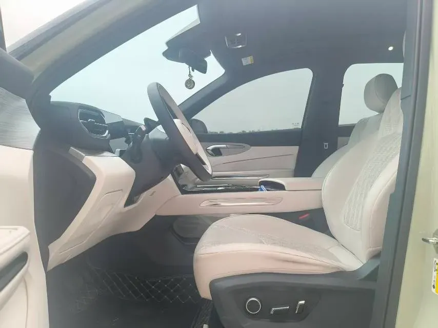 2025 Bestune YueYi 07 1.5T 150HP L4 1DHT PHEV,autocango,china used car exporter,china ev exporter,chinese used car exporter,chinese used ev exporter