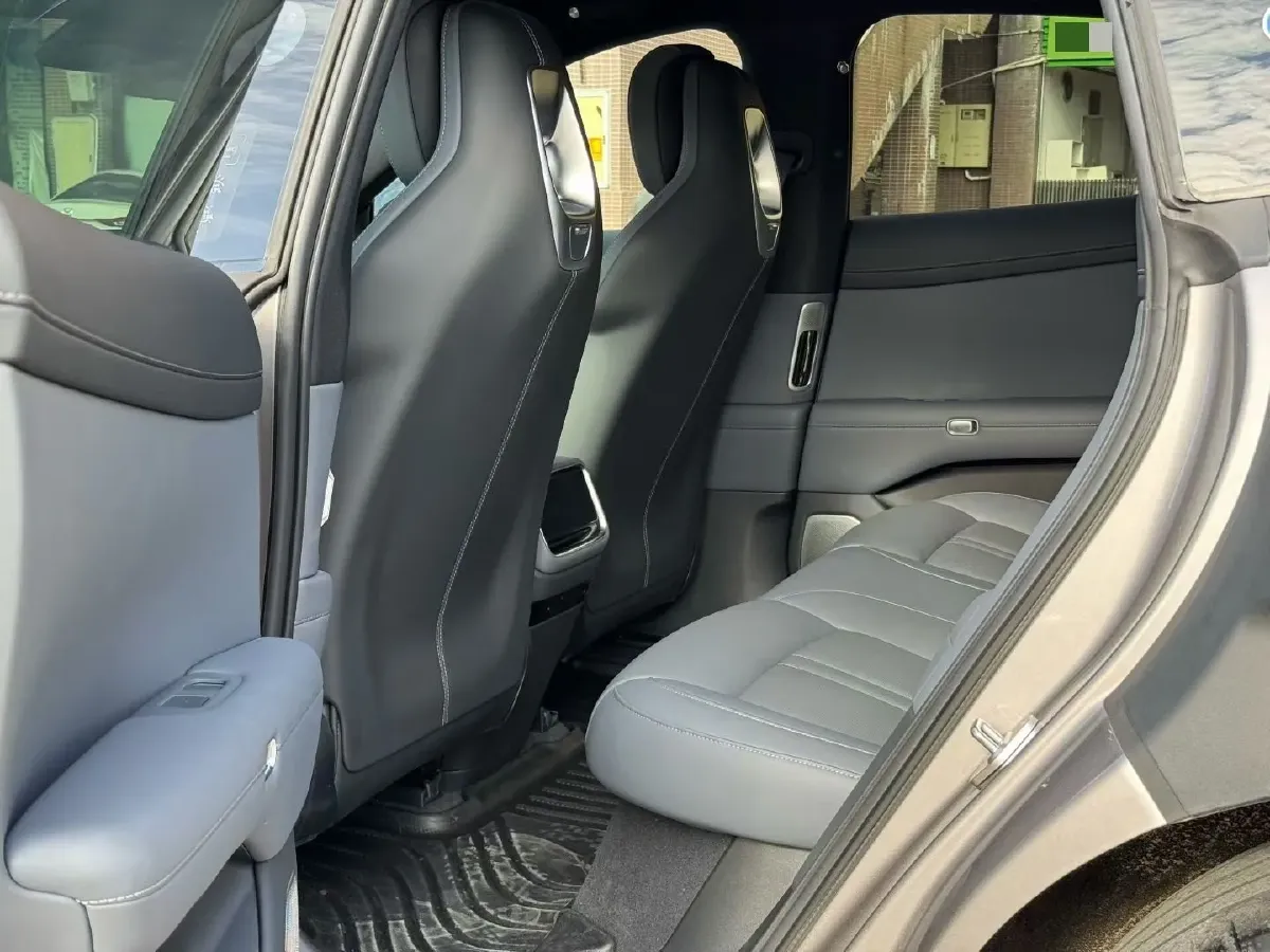 2025 MI YU7 BEV 96.3KWH,autocango,china used car exporter,china ev exporter,chinese used car exporter,chinese used ev exporter