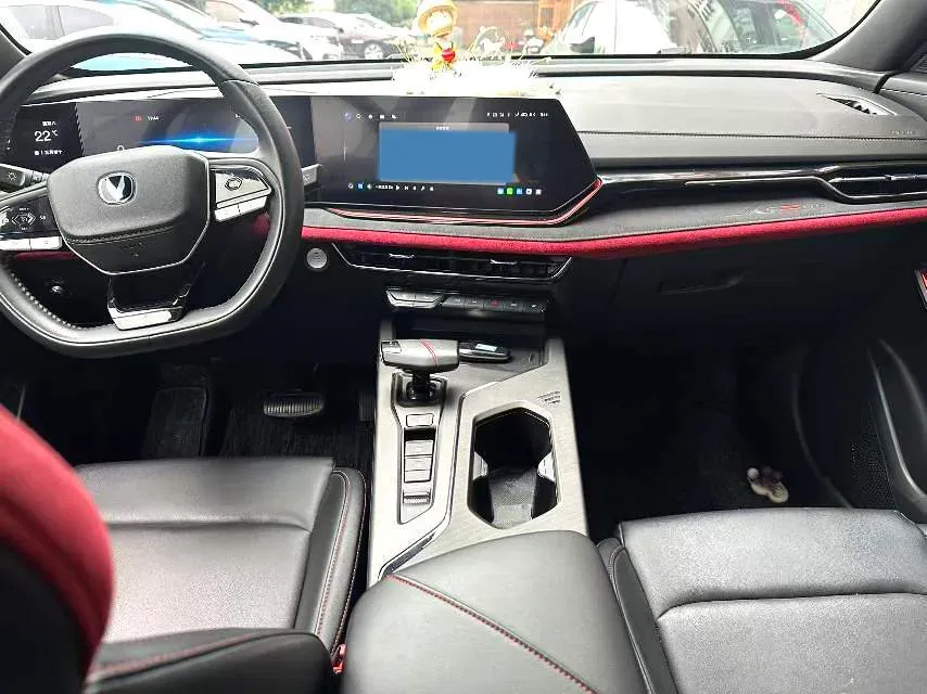 2024 ChangAn X5 PLUS 1.5T 188HP L4 7DCT,autocango,china used car exporter,china ev exporter,chinese used car exporter,chinese used ev exporter