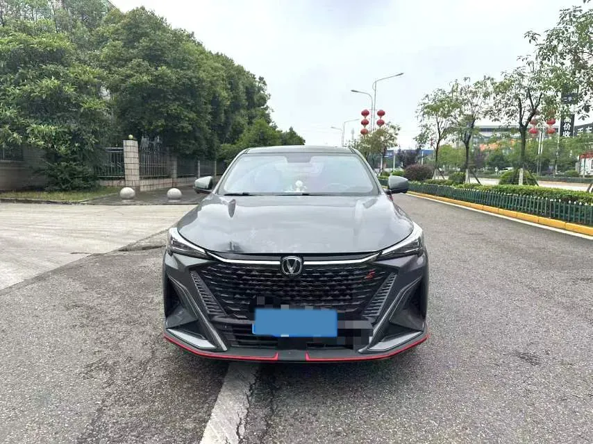 2024 ChangAn X5 PLUS 1.5T 188HP L4 7DCT,autocango,china used car exporter,china ev exporter,chinese used car exporter,chinese used ev exporter