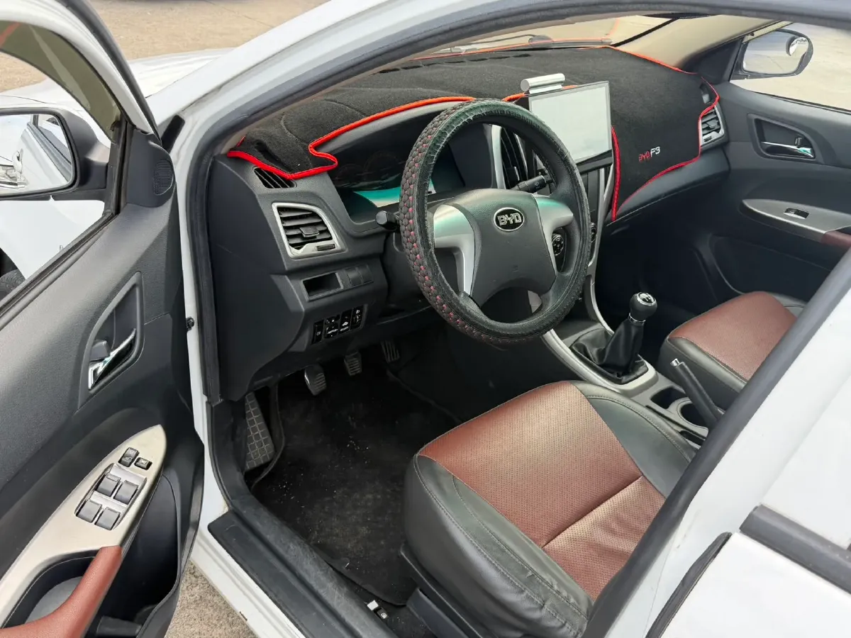 2015 BYD F3 1.5L 109HP L4 5MT,autocango,china used car exporter,china ev exporter,chinese used car exporter,chinese used ev exporter