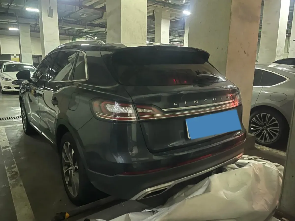 2022 Lincoln Corsair 2.0T 245HP L4 8AT,autocango,china used car exporter,china ev exporter,chinese used car exporter,chinese used ev exporter