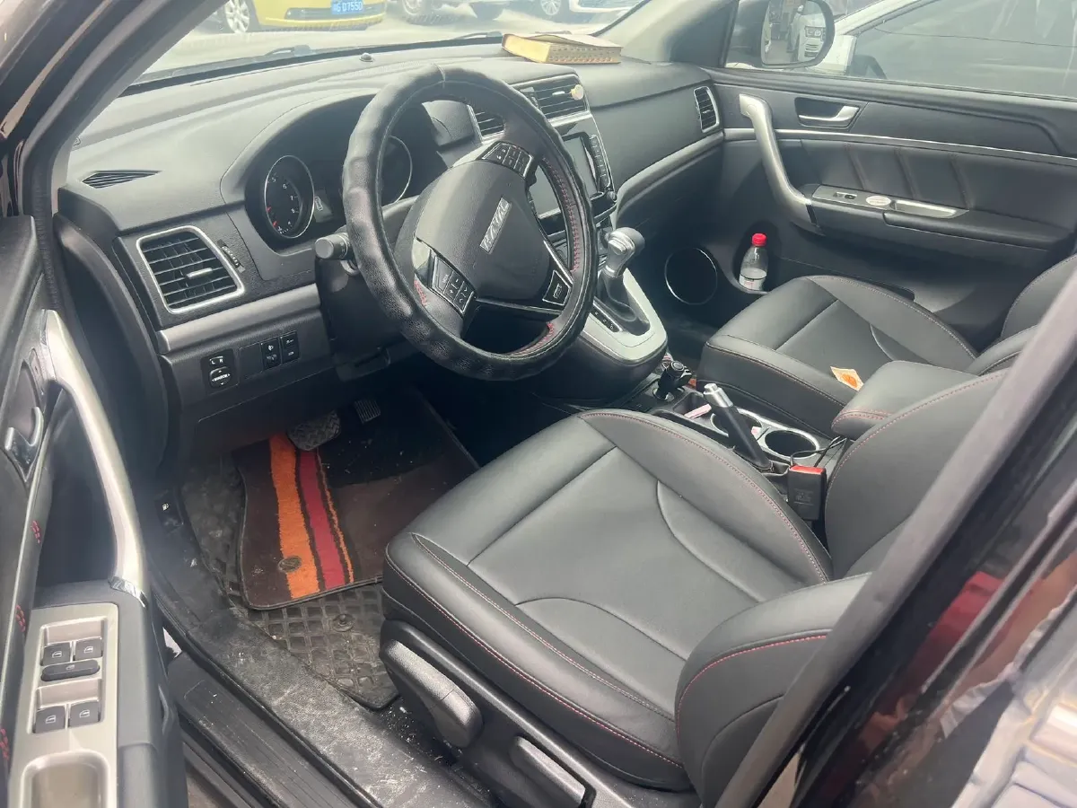 2019 Haval M6 1.5T 150HP L4 7DCT,autocango,china used car exporter,china ev exporter,chinese used car exporter,chinese used ev exporter