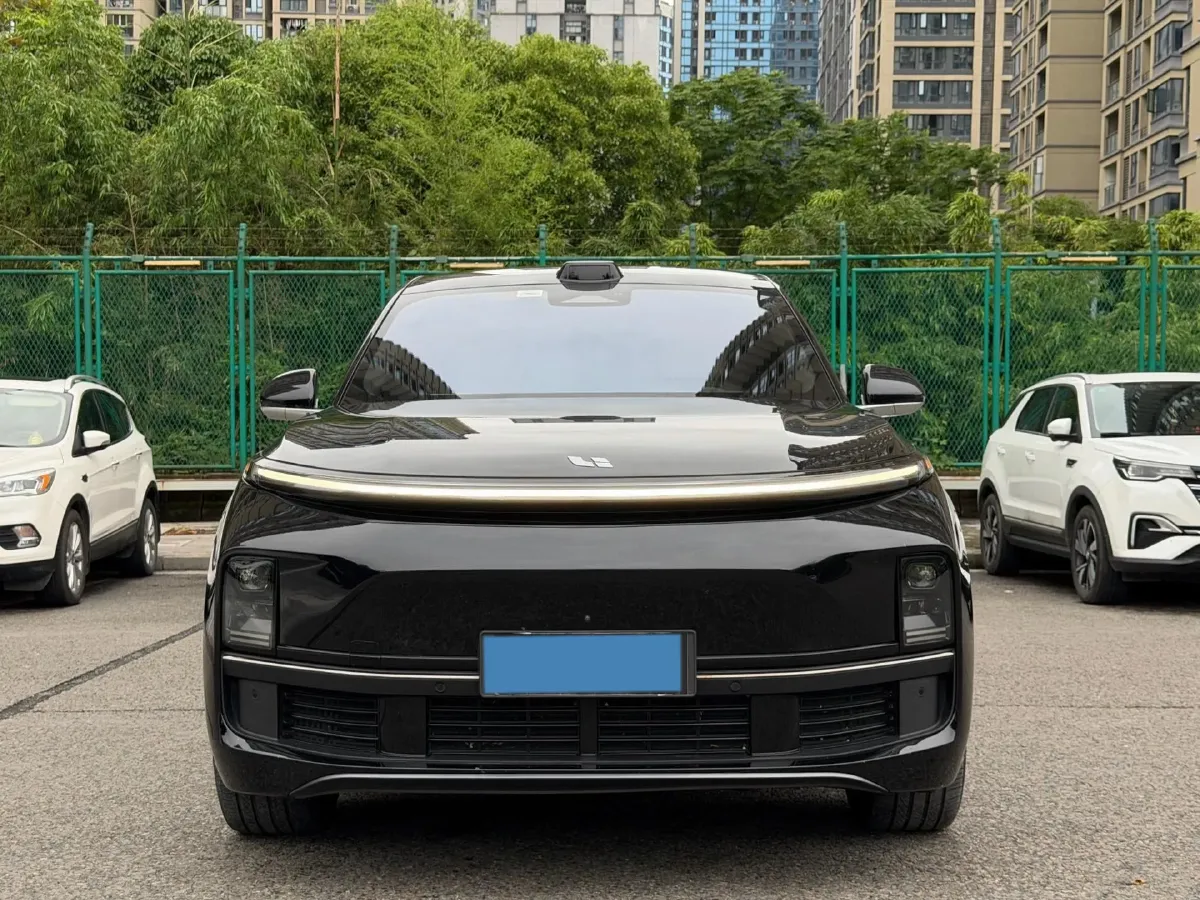 2022 Li L9 Range Extended 154HP REEV 42.6KWH,autocango,china used car exporter,china ev exporter,chinese used car exporter,chinese used ev exporter