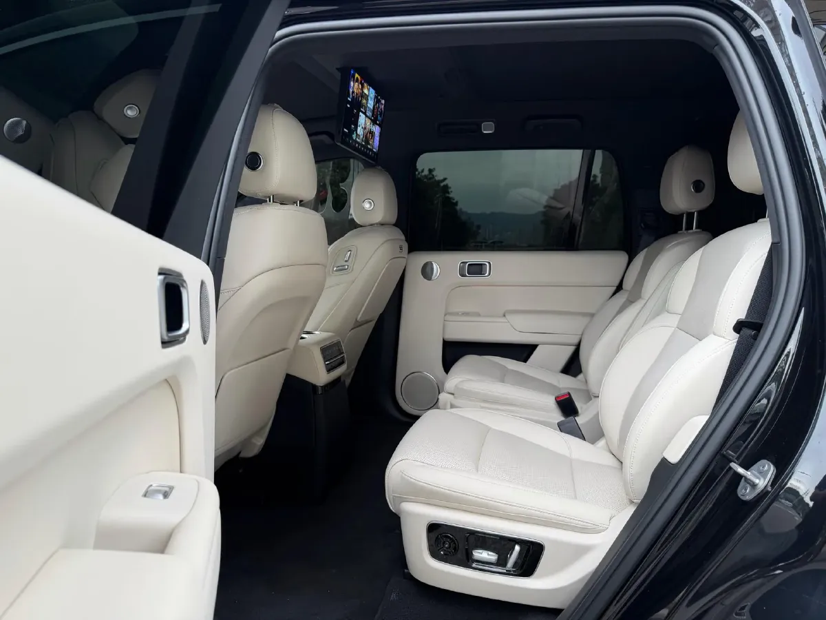 2022 Li L9 Range Extended 154HP REEV 42.6KWH,autocango,china used car exporter,china ev exporter,chinese used car exporter,chinese used ev exporter
