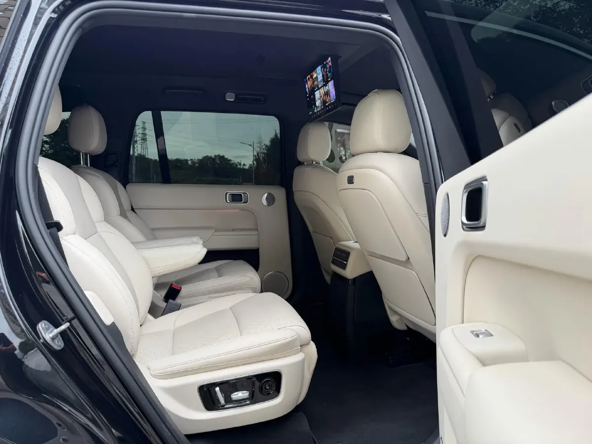 2022 Li L9 Range Extended 154HP REEV 42.6KWH,autocango,china used car exporter,china ev exporter,chinese used car exporter,chinese used ev exporter
