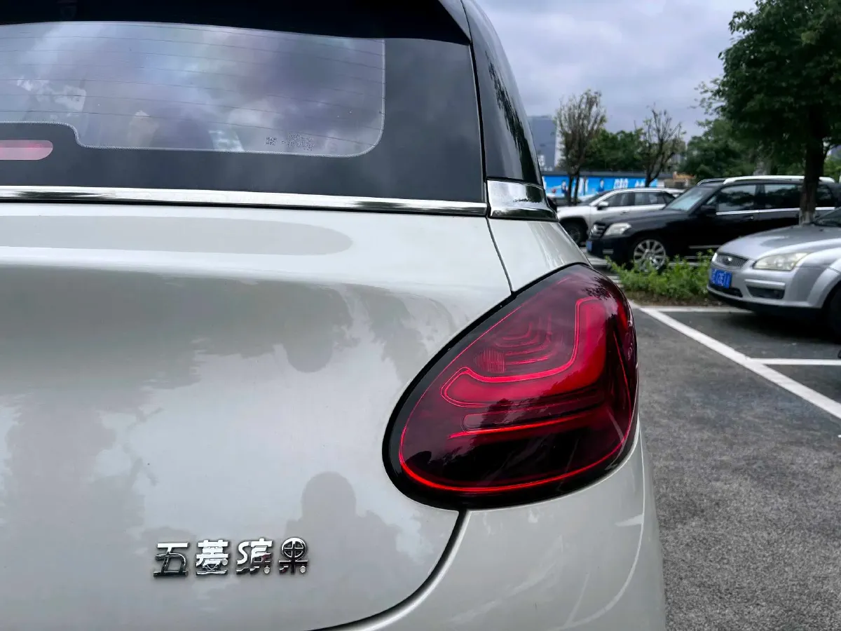 2023 WuLing BinGuo BEV 31.9KWH,autocango,china used car exporter,china ev exporter,chinese used car exporter,chinese used ev exporter