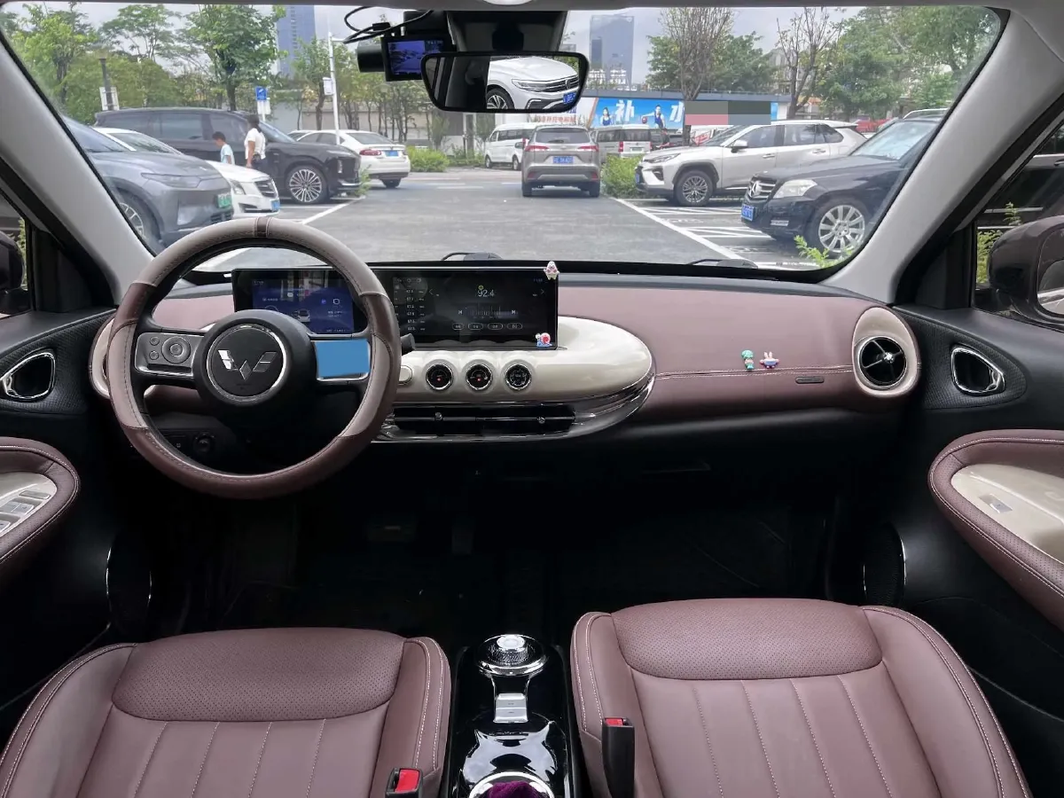 2023 WuLing BinGuo BEV 31.9KWH,autocango,china used car exporter,china ev exporter,chinese used car exporter,chinese used ev exporter