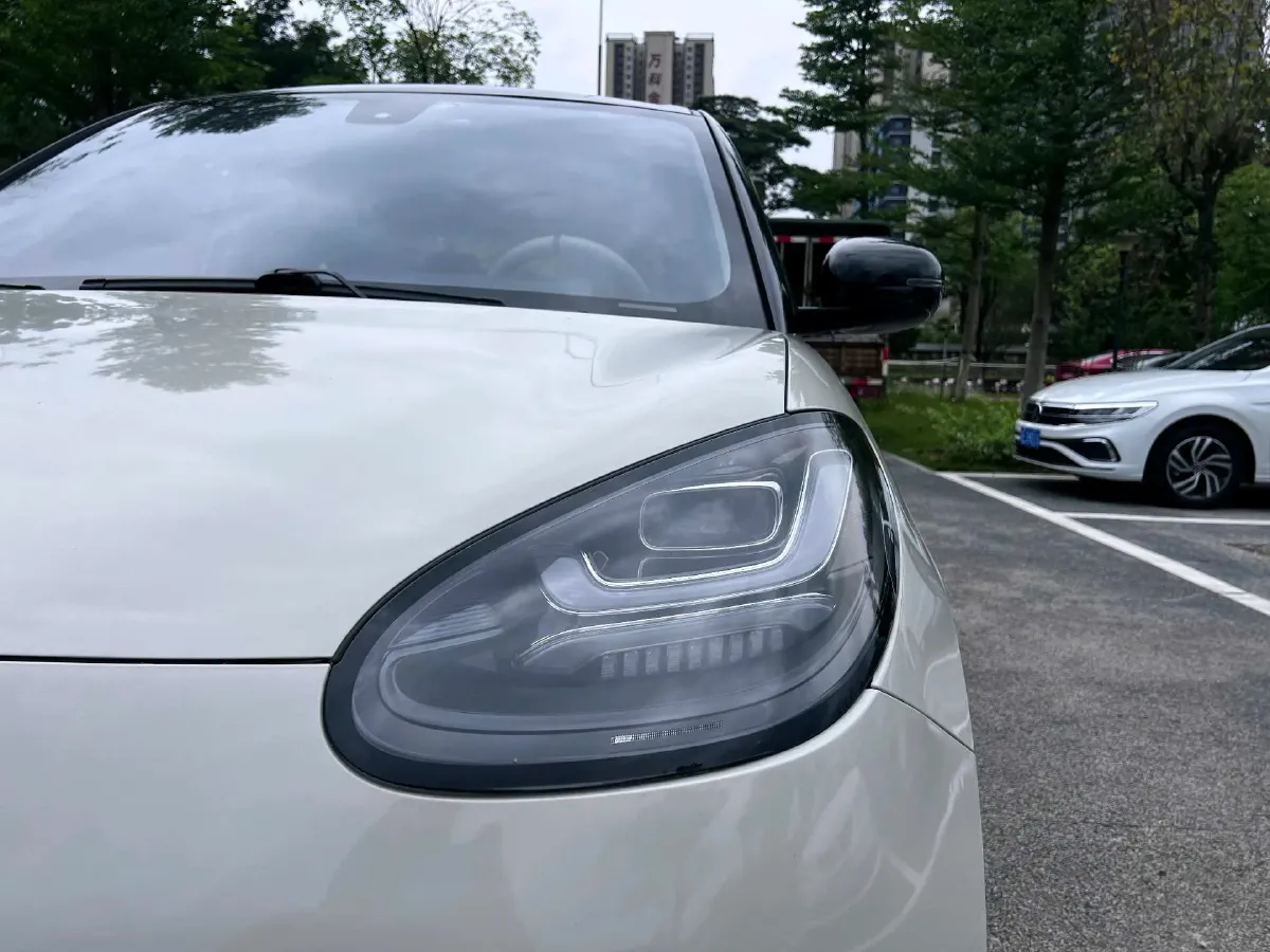 2023 WuLing BinGuo BEV 31.9KWH,autocango,china used car exporter,china ev exporter,chinese used car exporter,chinese used ev exporter