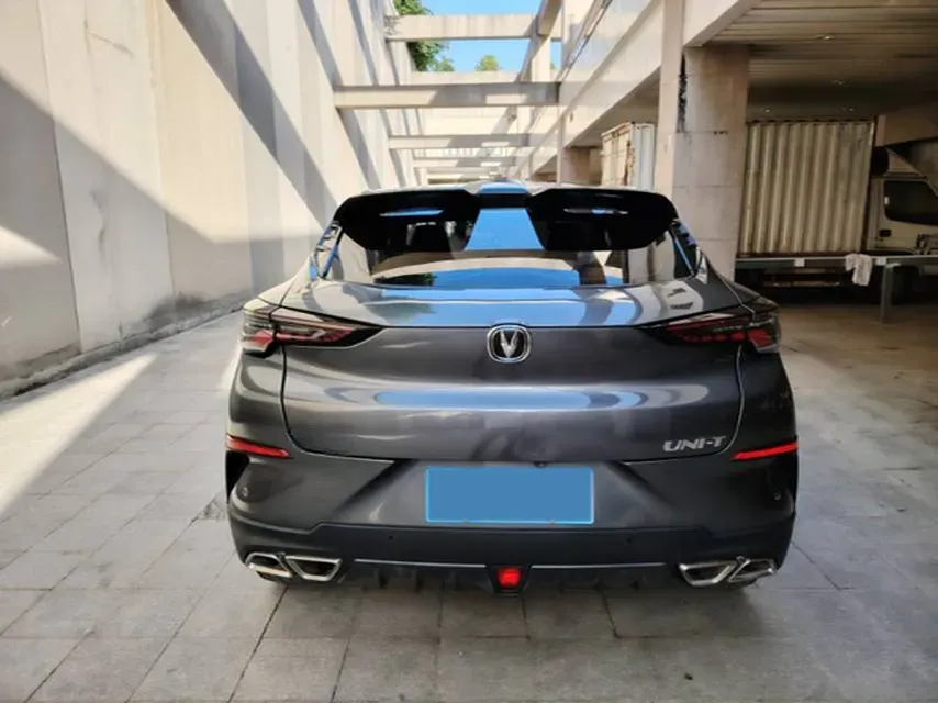 2021 ChangAn UNI-T 1.5T 180HP L4 7DCT,autocango,china used car exporter,china ev exporter,chinese used car exporter,chinese used ev exporter