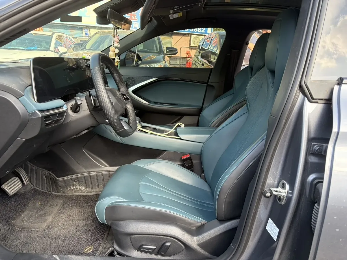 2023 MG 7 2.0T 261HP L4 9AT,autocango,china used car exporter,china ev exporter,chinese used car exporter,chinese used ev exporter