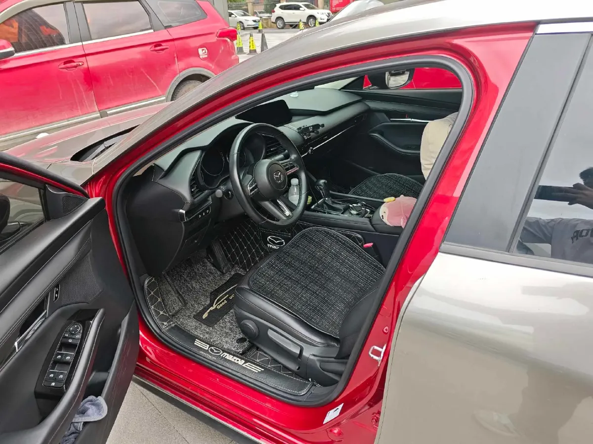 2021 Mazda 3 Axela 2.0L 158HP L4 6AT,autocango,china used car exporter,china ev exporter,chinese used car exporter,chinese used ev exporter