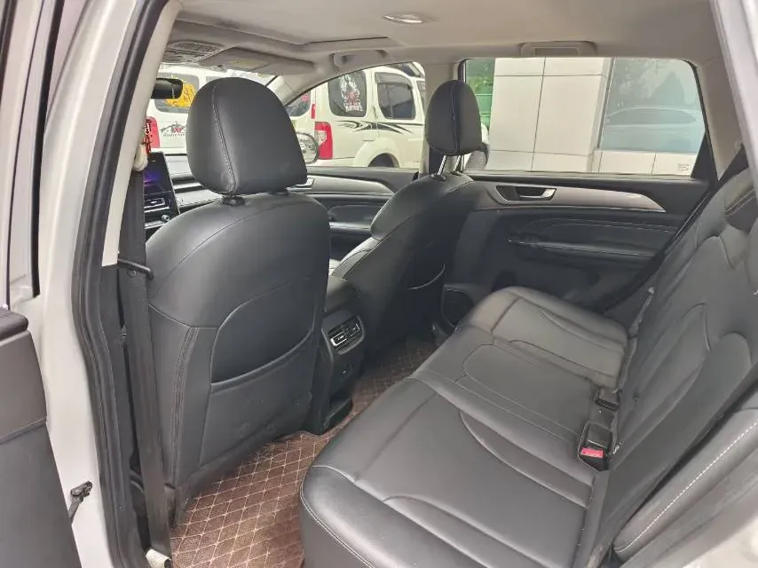 2022 Haval H6 1.5T 184HP L4 7DCT,autocango,china used car exporter,china ev exporter,chinese used car exporter,chinese used ev exporter