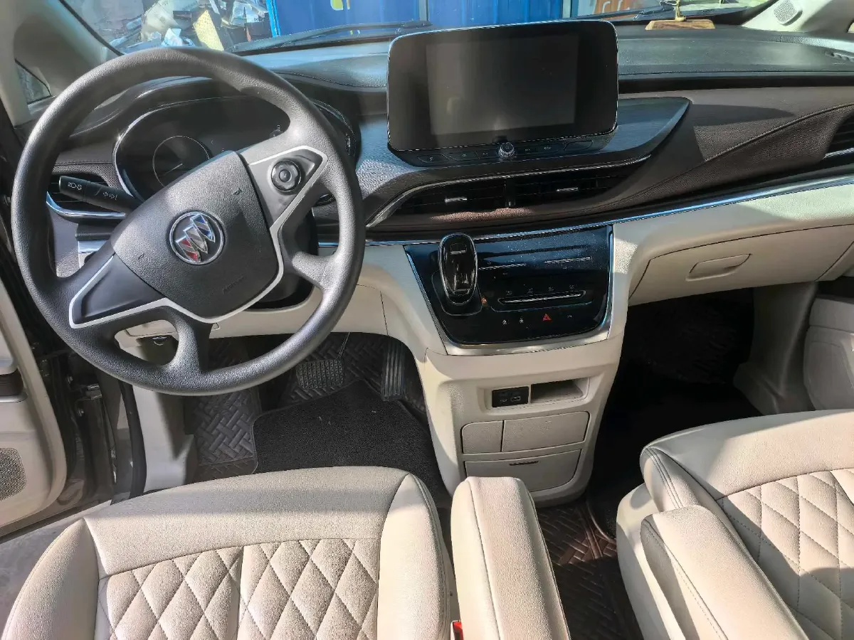 2021 Buick GL8 2.0T 237HP L4 9AT,autocango,china used car exporter,china ev exporter,chinese used car exporter,chinese used ev exporter