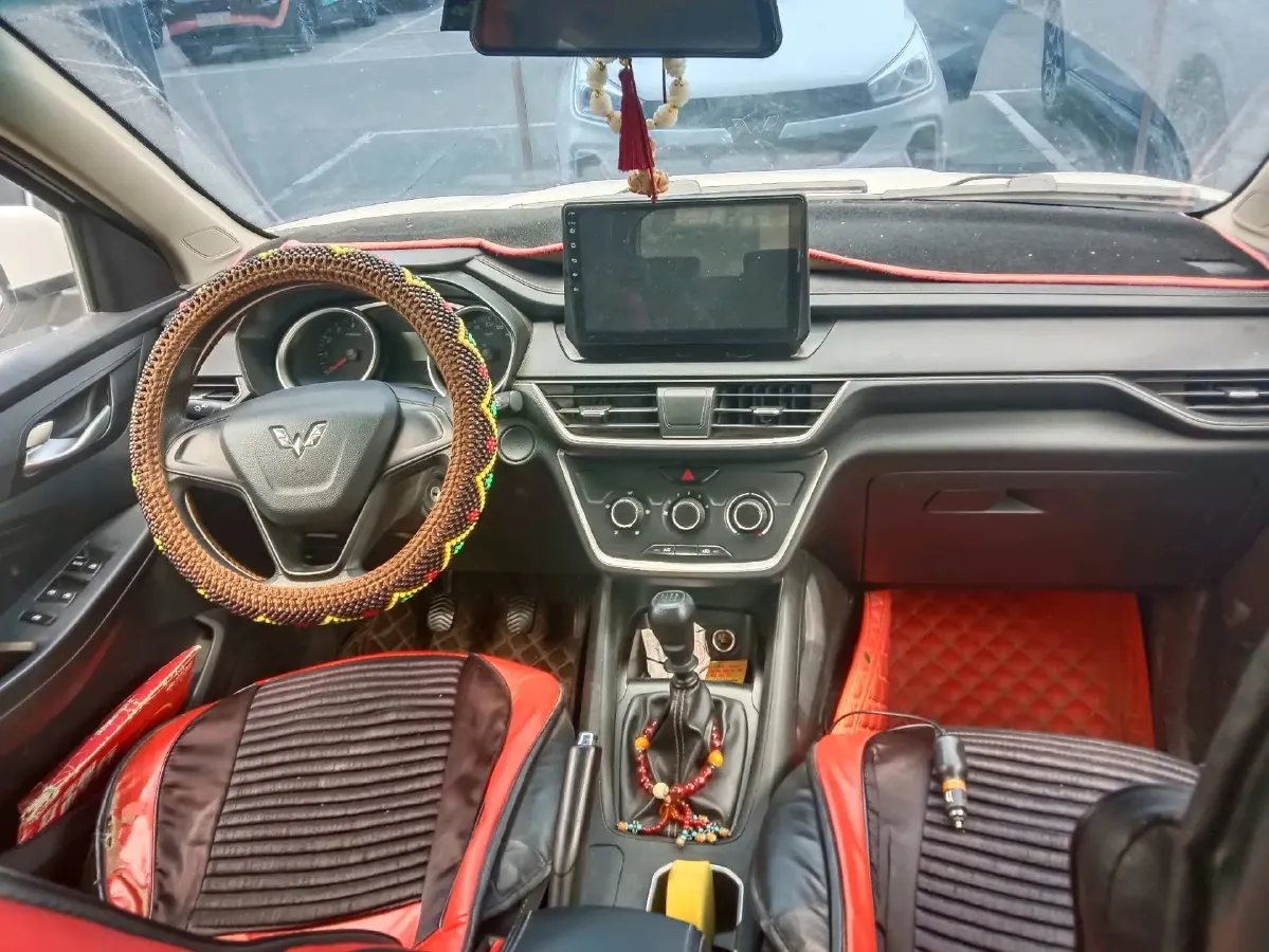 2019 WuLing HongGuang S3 1.5L 112HP L4 6MT,autocango,china used car exporter,china ev exporter,chinese used car exporter,chinese used ev exporter