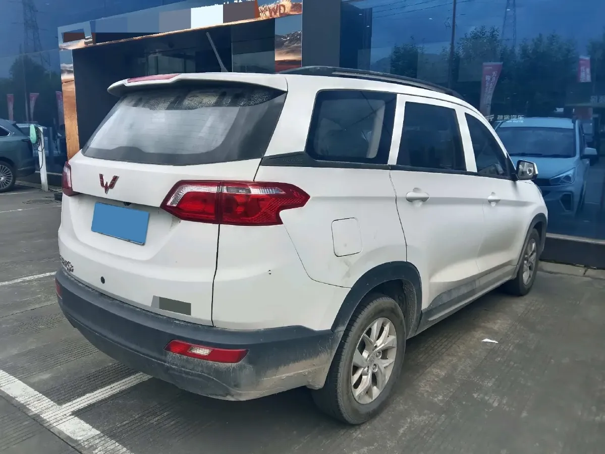 2019 WuLing HongGuang S3 1.5L 112HP L4 6MT,autocango,china used car exporter,china ev exporter,chinese used car exporter,chinese used ev exporter