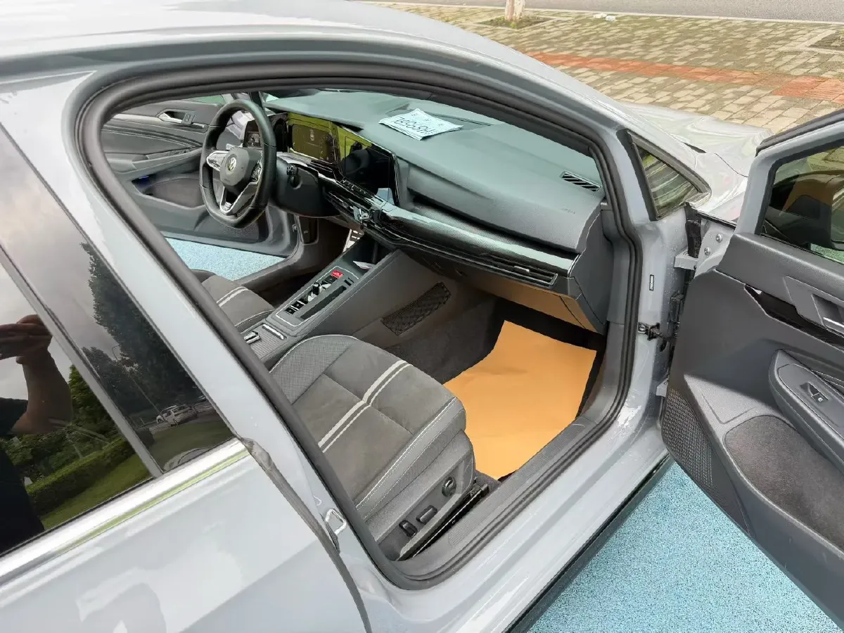 2021 Volkswagen Golf 1.4T 150HP L4 7DCT,autocango,china used car exporter,china ev exporter,chinese used car exporter,chinese used ev exporter