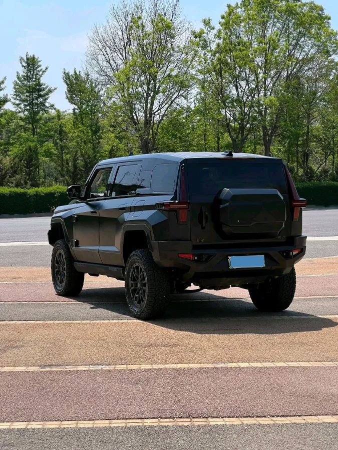 2023 M Hero 917 REEV 197HP 2AT REEV 65.8KWH,autocango,china used car exporter,china ev exporter,chinese used car exporter,chinese used ev exporter