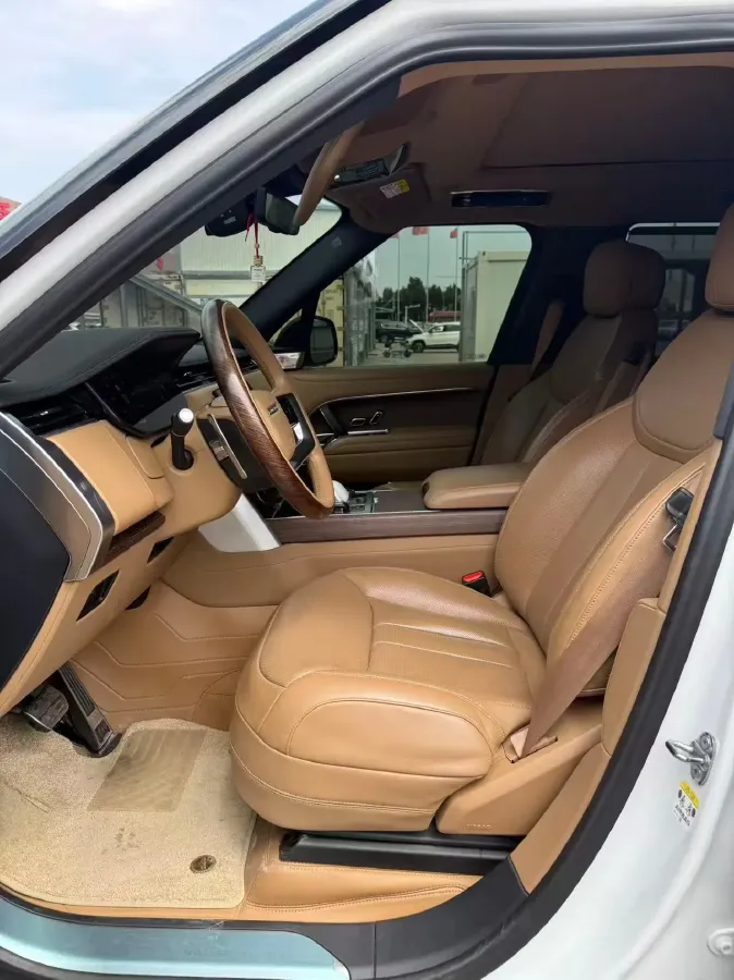2024 Land Rover Range Rover 3.0T 400HP L6 8AT,autocango,china used car exporter,china ev exporter,chinese used car exporter,chinese used ev exporter