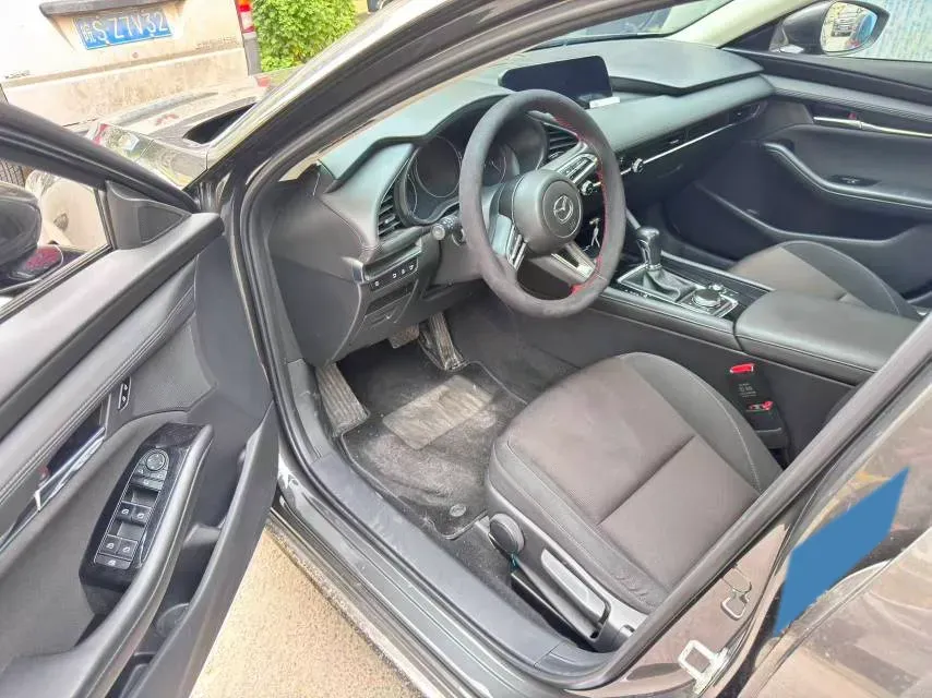 2022 Mazda 3 Axela 2.0L 158HP L4 6AT,autocango,china used car exporter,china ev exporter,chinese used car exporter,chinese used ev exporter
