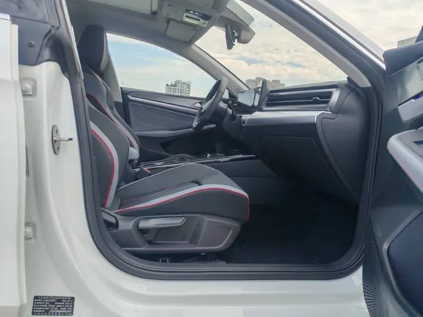 2024 Volkswagen Lamando 1.4T 150HP L4 7DCT,autocango,china used car exporter,china ev exporter,chinese used car exporter,chinese used ev exporter